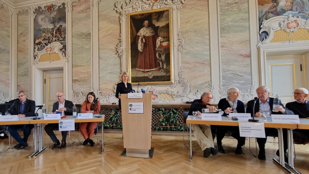 Pressekonferenz zum Missbrauchsbericht der Universität Trier im Kurfürstlichen Palais an der Konstantinbasilika
